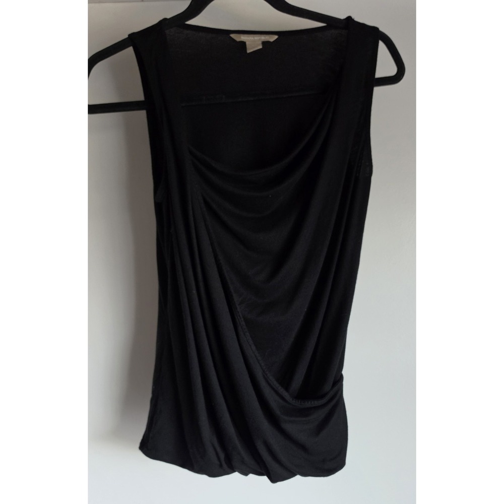 Banana Republic Tank Top XS Black Sleeveless Scoop Neck Casual Minimalist Cami